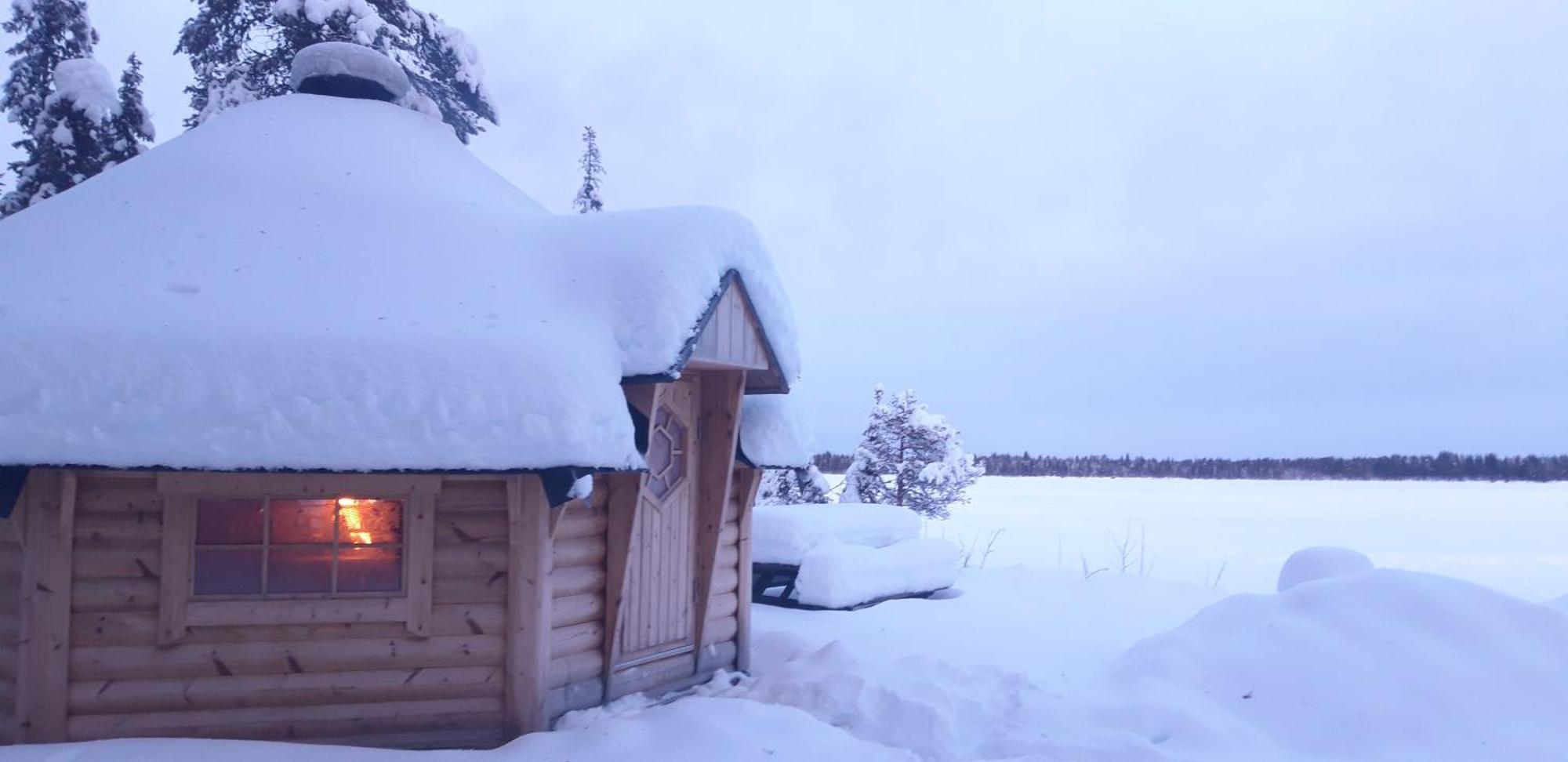 Hotel Majatalo Jurtta à Rautuskylä Extérieur photo